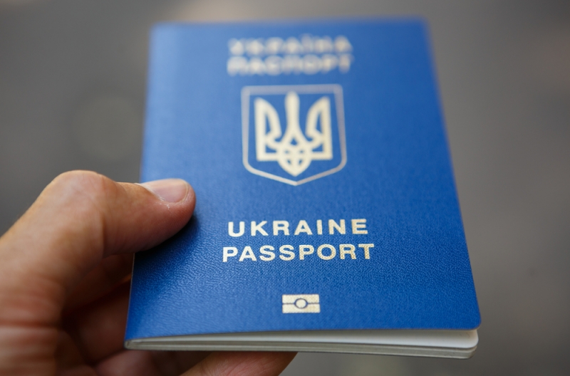 Букмекеры 1XBet на Украине, донаты ВСУ, платили $60 млн, обладатели 1XBet получили паспорта Украины