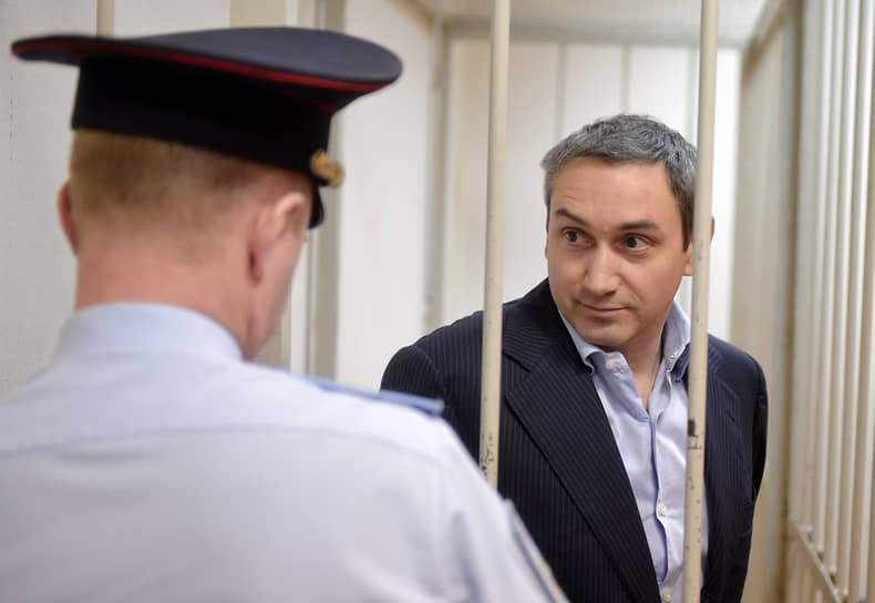 Бывший чиновник заплатил по тарифу