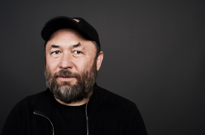 «Связи с Россией порвал, но не все»