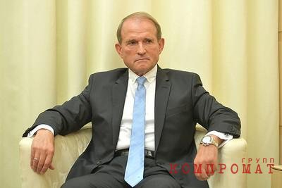 Ахметов строит суперъяхту за $700 млн, судно Медведчука стоит $200 млн, Косюка &mdash; $160 млн, две лодки Коломойского &mdash; $145 млн