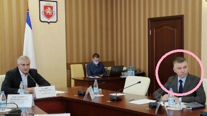 И в РАТМ, и в Крым. Эдуард Таран хвастает фото с Мантуровым, радуется продвижению экс-следователя Лелеко и стыдится &laquo;модели&raquo; Мулдагалиевой?