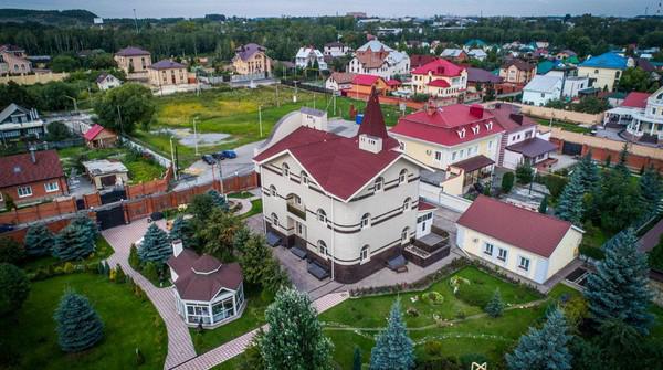 Депутату Виталию Рыльских к кличке добавили звание.