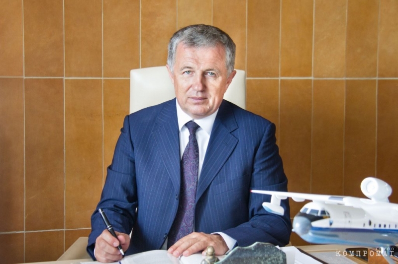 Бывший руководитель таганрогского авиакомплекса "Ростеха" прикарманил выплаты за патент на самолет-амфибию и премии подчиненных на 5 млн руб.