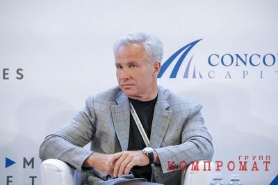 Ахметов строит суперъяхту за $700 млн, судно Медведчука стоит $200 млн, Косюка &mdash; $160 млн, две лодки Коломойского &mdash; $145 млн