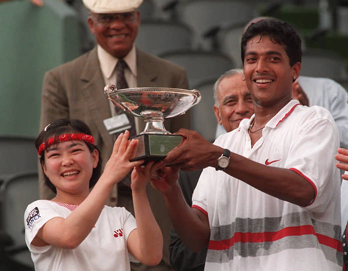Чемпионку Roland Garros-1997 в миксте арестовали по подозрению в мошенничестве