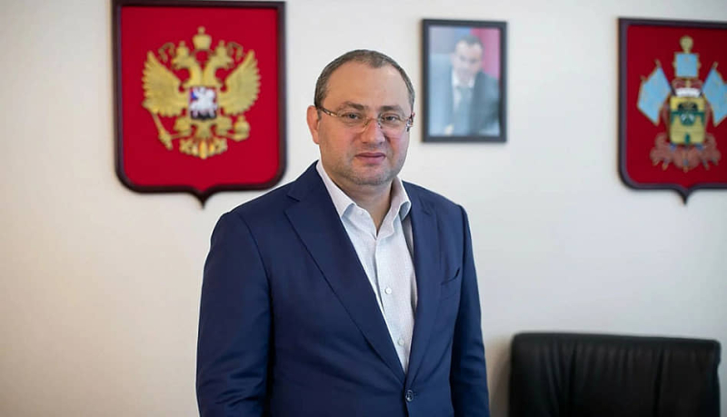 Чиновник забыл про кафедру