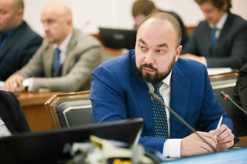 Государственному служащему зачли сделку
