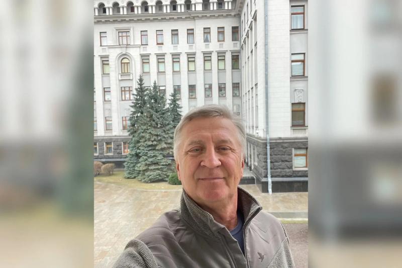 Что известно о певце Николае Трубаче, где он живёт, как относится к России