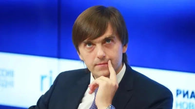 Глава "Большой перемены" Мандрова, министр просвещения Кравцов и другие приближенные к бюджету нового "пионерского движения"