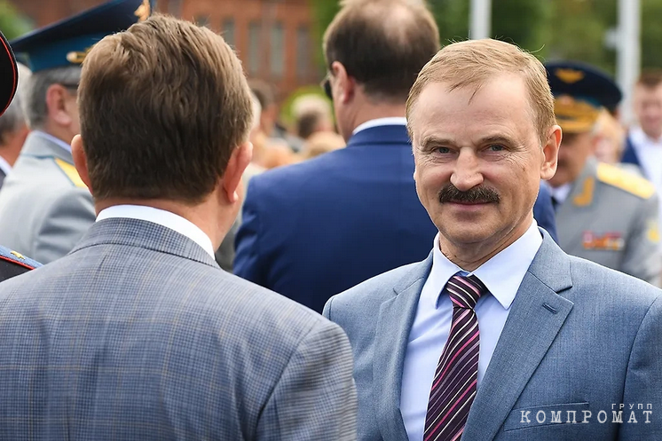 Почему депутат Веремеенко трудится на ВПК России, но не забывает про США
