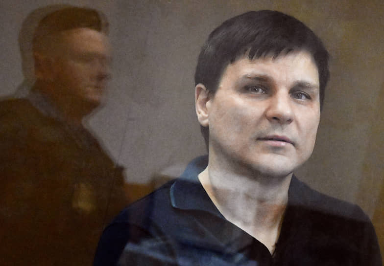 Деньги для ФСИН теперь пополам