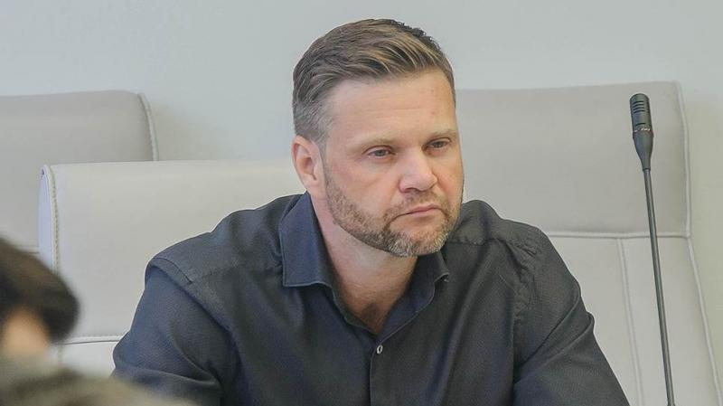 Депутата ЗС Красноярского края Романа Гольдмана оштрафовали за небрежное хранение оружия