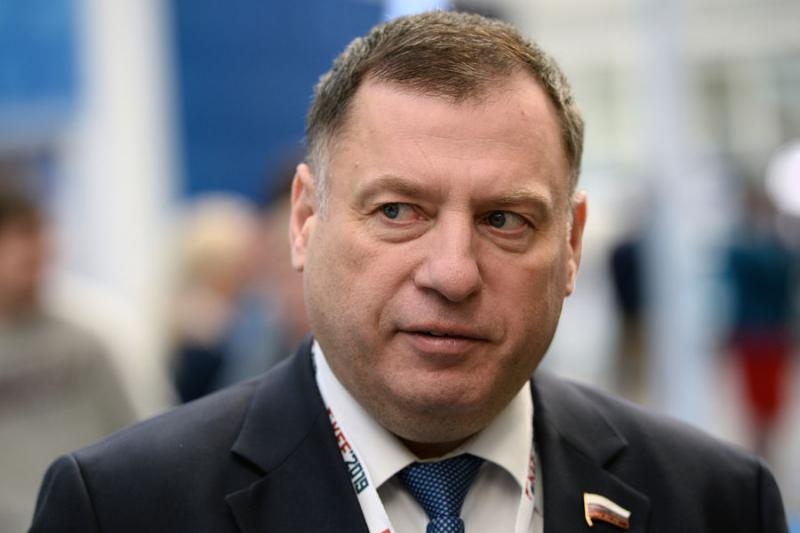 Депутатские закрома. Юрий Швыткин и экономическая стабильность