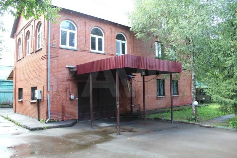 Без бизнеса, но в богатства: Откуда средства у сыновей Владимира Жириновского