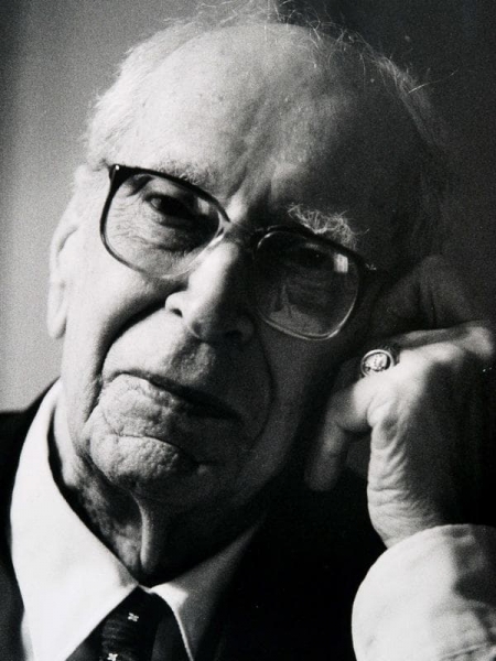 Дмитрий Лихачев