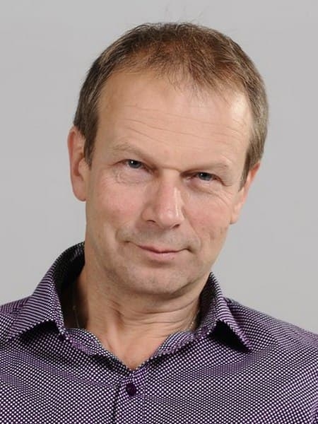 Дмитрий Петров