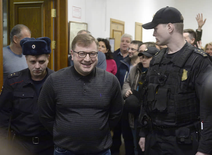 Дмитрию Михальченко предъявили счет через партнеров