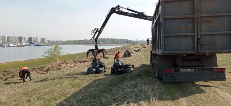 Два скелета человека нашли при уборку на Чертугеевском полуострове