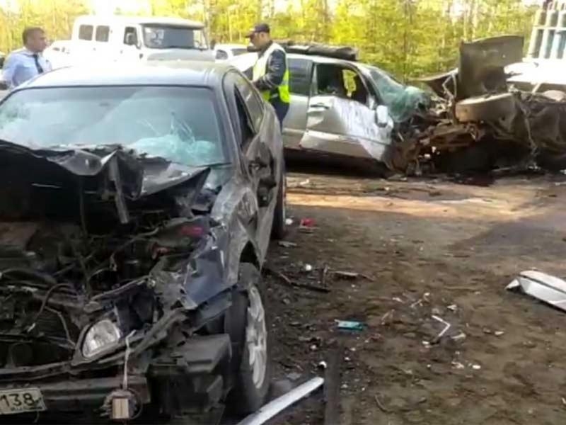 Двое погибли, пятеро в больнице после ДТП в Усть-Илимске