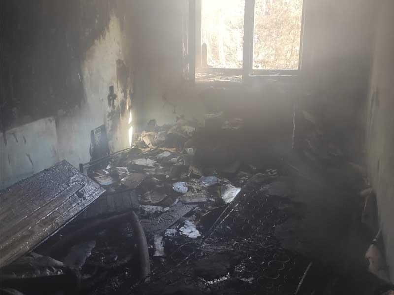 Двое взрослых и двое детей спасены на пожаре в Иркутске