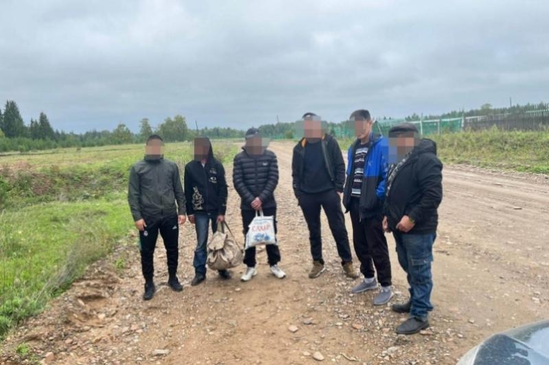 Двух мужчин с двумя мешками конопли задержали в Тайшете