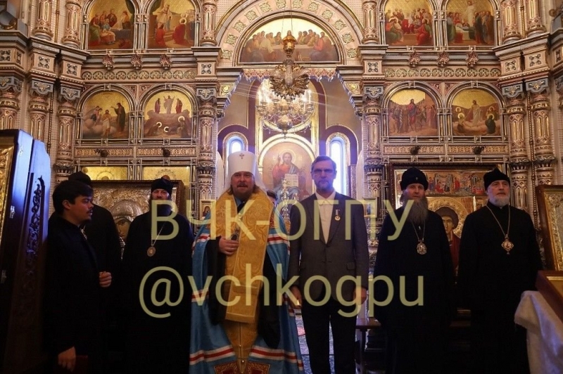 К Путину на Пасху не пустили Благодатный огонь