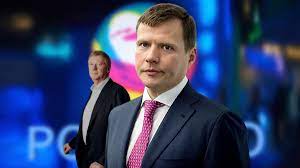Чемоданы компрометирующих сведений и раздражение сотрудников правоохранительных органов