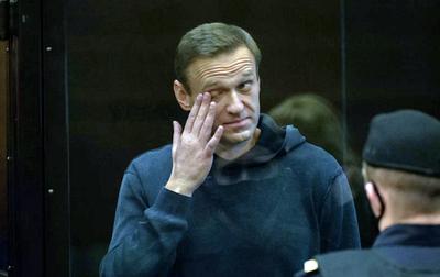 Алексею Навальному выписали неустойку в 50 тыс. руб. в день.