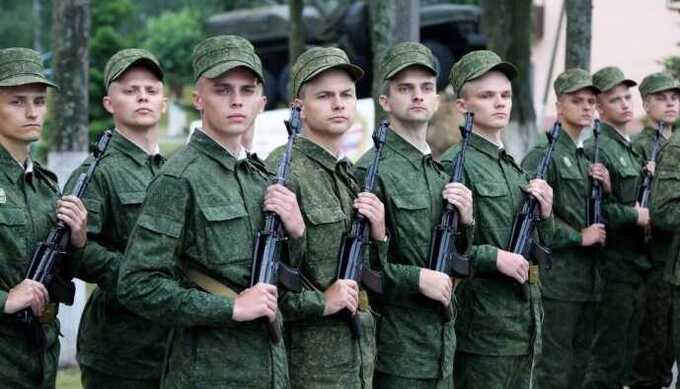 Военнослужащих погранвойск опять укомплектуют срочниками