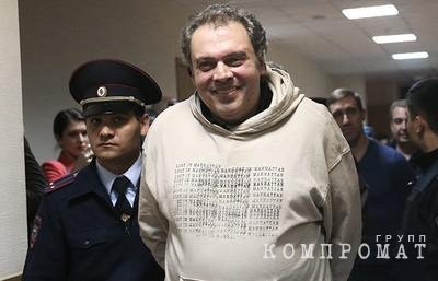 Бывший замминистра культуры РФ получил 9 лет за создание ОПС, похитившей 800 млн бюджетных рублей на реконструкции Эрмитажа