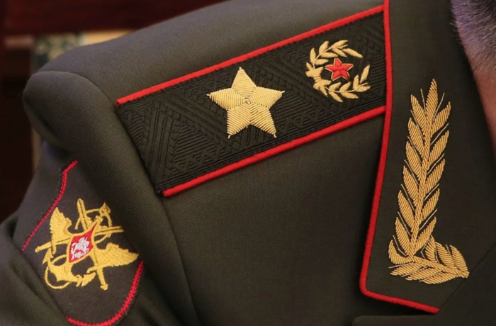 Снят с поста глава Восточной группировкой войск генерал Мурадов