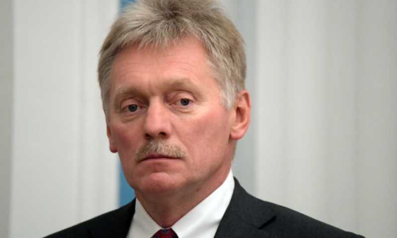 Дмитрий Песков рассказал, что повышение количества вооруженных сил РФ вызвано действиями Запада