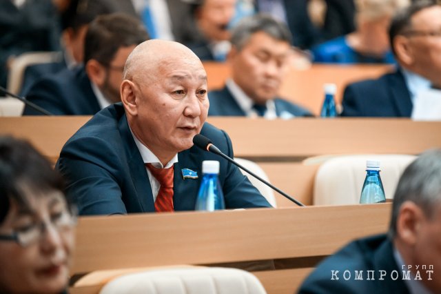 Перекрывая кислород: как якутский депутат Михаил Эверстов 20 лет зарабатывает миллионы на серых схемах