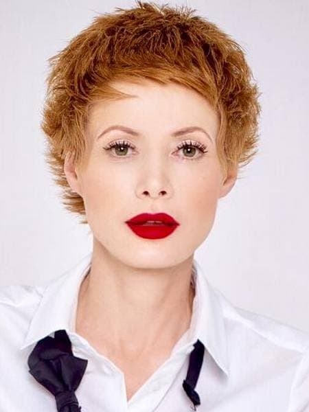 Елена-Кристина Лебедь