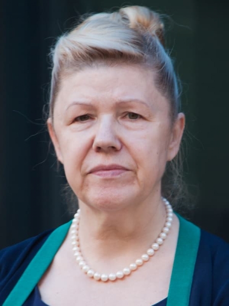 Елена Мизулина