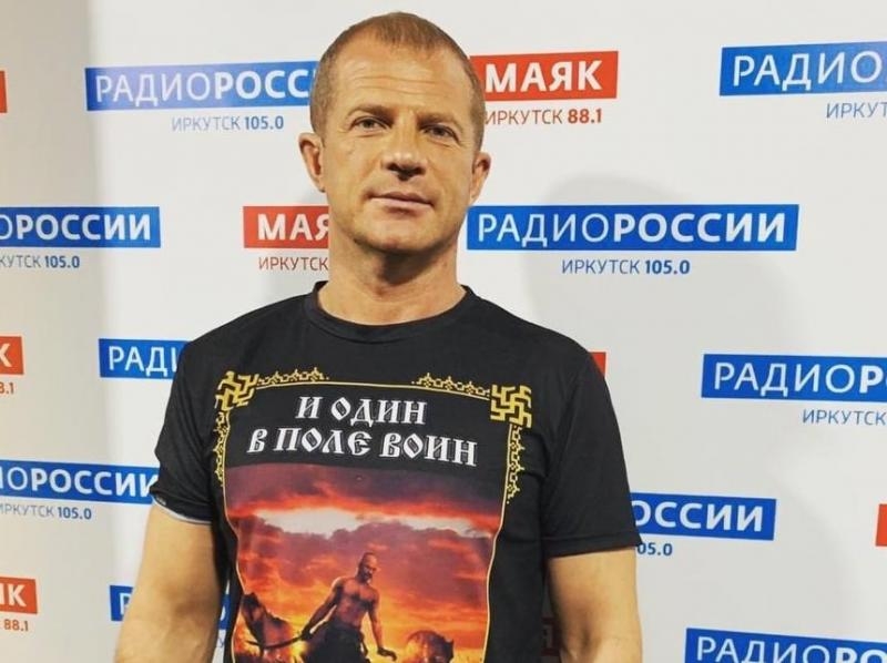 Евгений Бакуров пойдет на выборы молчаливой галлюцинацией