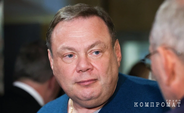 Суд оставил уволенную во время декрета сотрудницу из особняка миллиардера в Лондоне без компенсации из-за санкций против хозяина