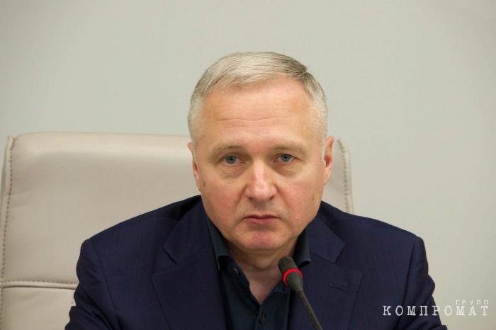 Чиновничьи закрома. Юрий Лапшин &mdash; комсомолец, незадачливый застройщик и загадочный фигурант