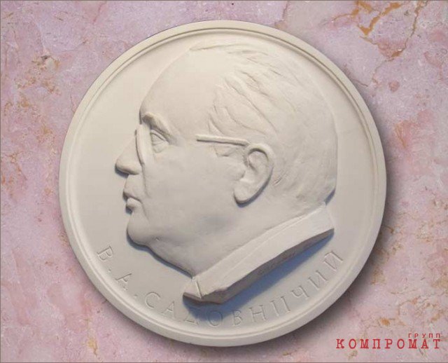 Шуваловские дебри Виктора Садовничего