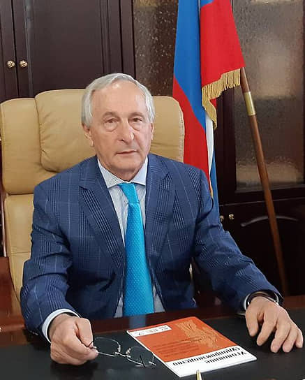 Генпрокуратура требует изъять активы Аслана Трахова и его родственников на основании закона о контроле за соответствием расходов и доходов. По первому иску изъято имущество на сумму около 13 млрд рублей.