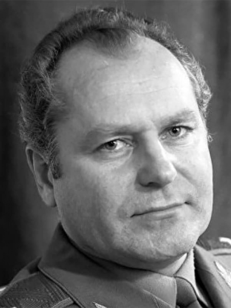 Герман Титов