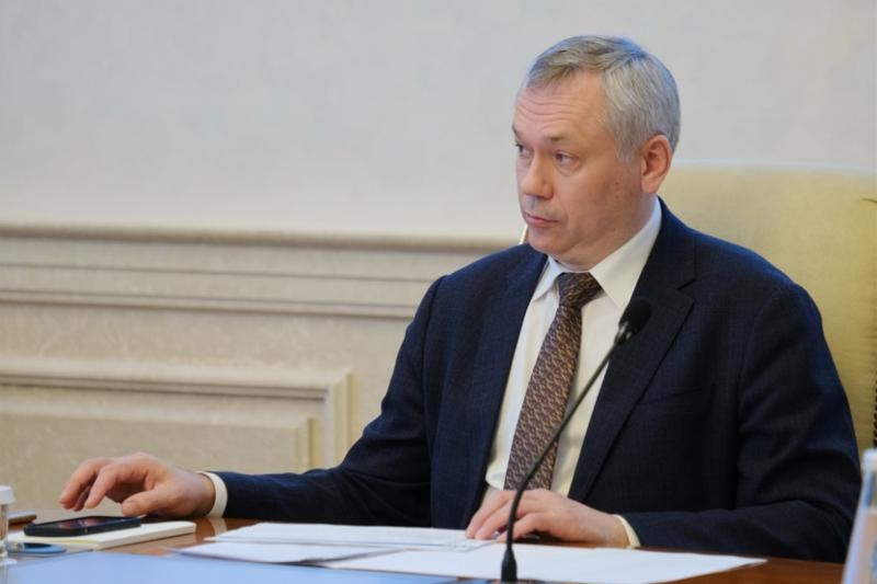 Губернатор Новосибирской области поручил ученым устранить неприятный запах в Новосибирске
