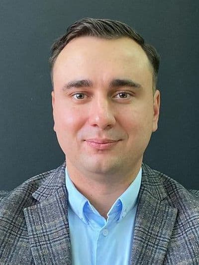 Иван Жданов