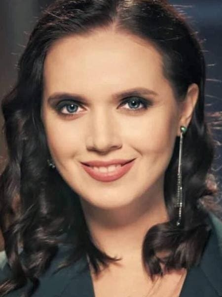 Янина Соколова