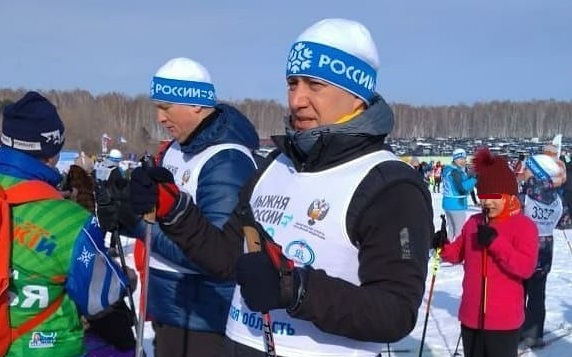 Как чиновники школьников с лыжни сбросили