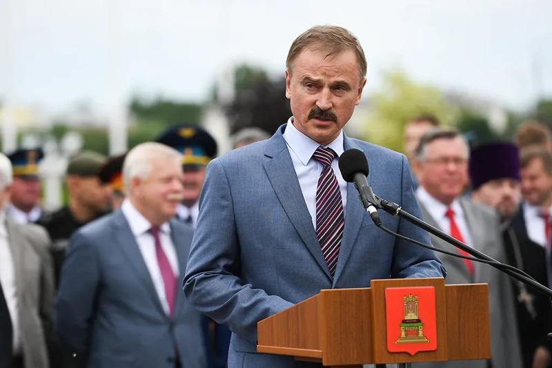 Как депутат Веремеенко трудится на ВПК России, но не забывает про Америку