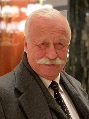 Леонид Якубович