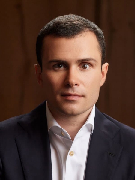 Леван Назаров