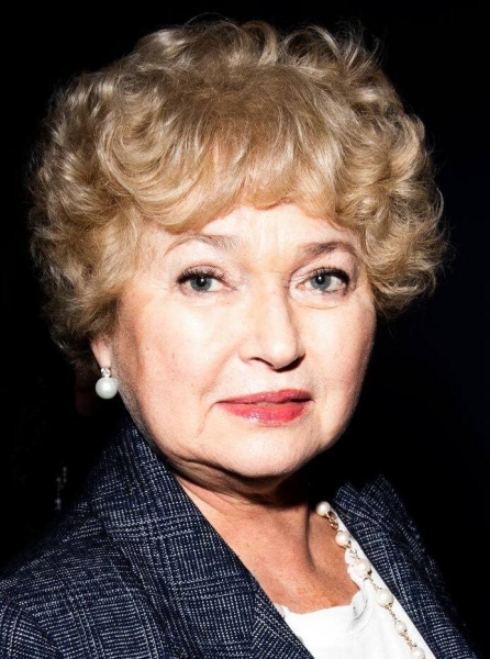Людмила Нарусова