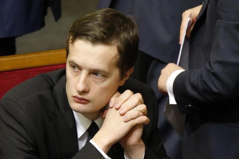 &laquo;Лондонский котёл&raquo;. Как сын бывшего президента Украины Петра Порошенко попал на миллиард долларов